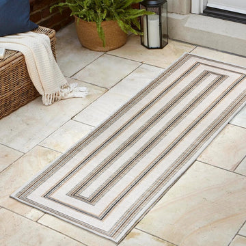 Argo Classic Nautical Mitre Stripe Reversible Machine-Washable Indoor/Outdoor Area Rug